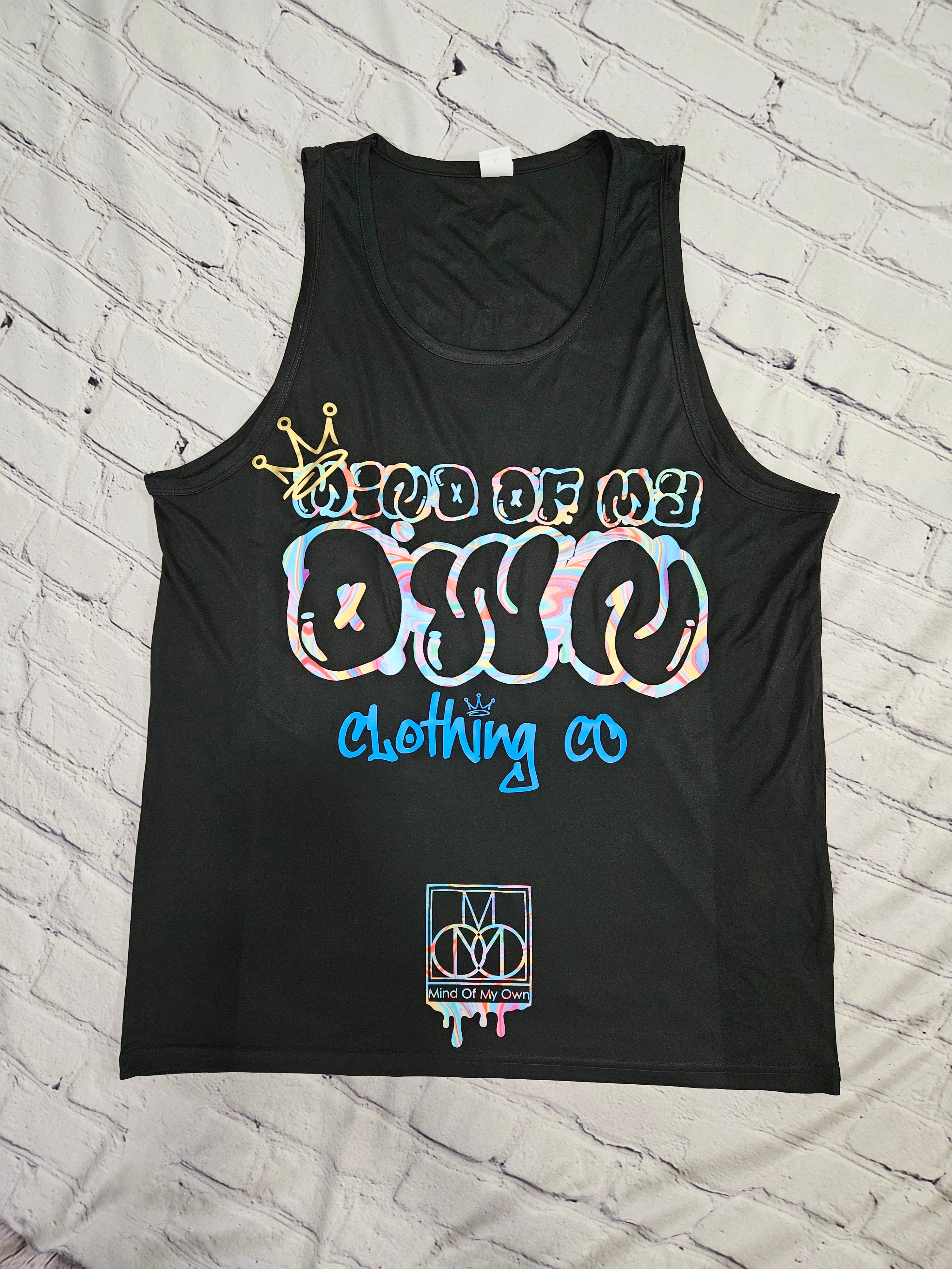 Momo Phat Tag Graffiti  tank top