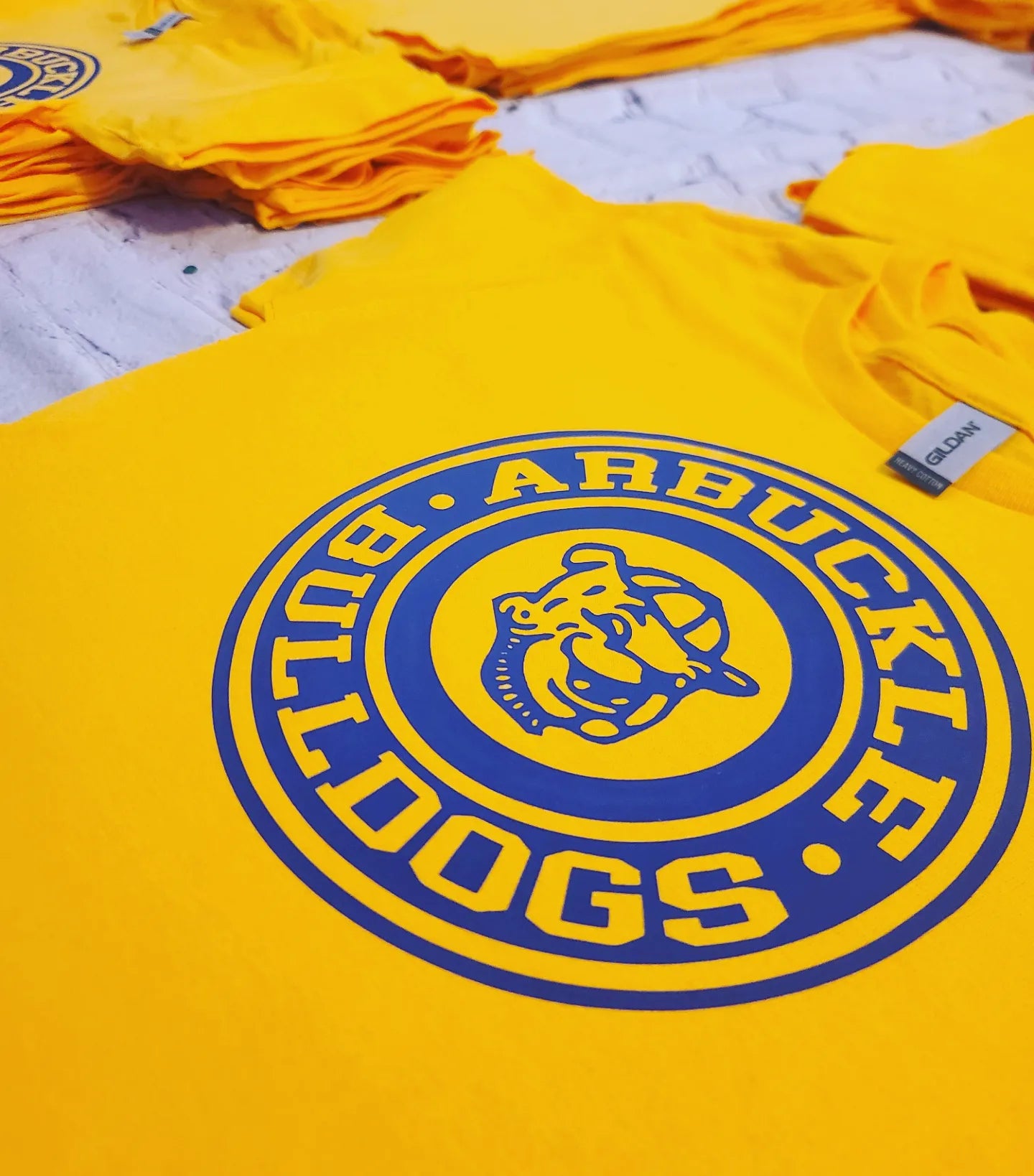 Arbuckle Bulldogs gold shirts